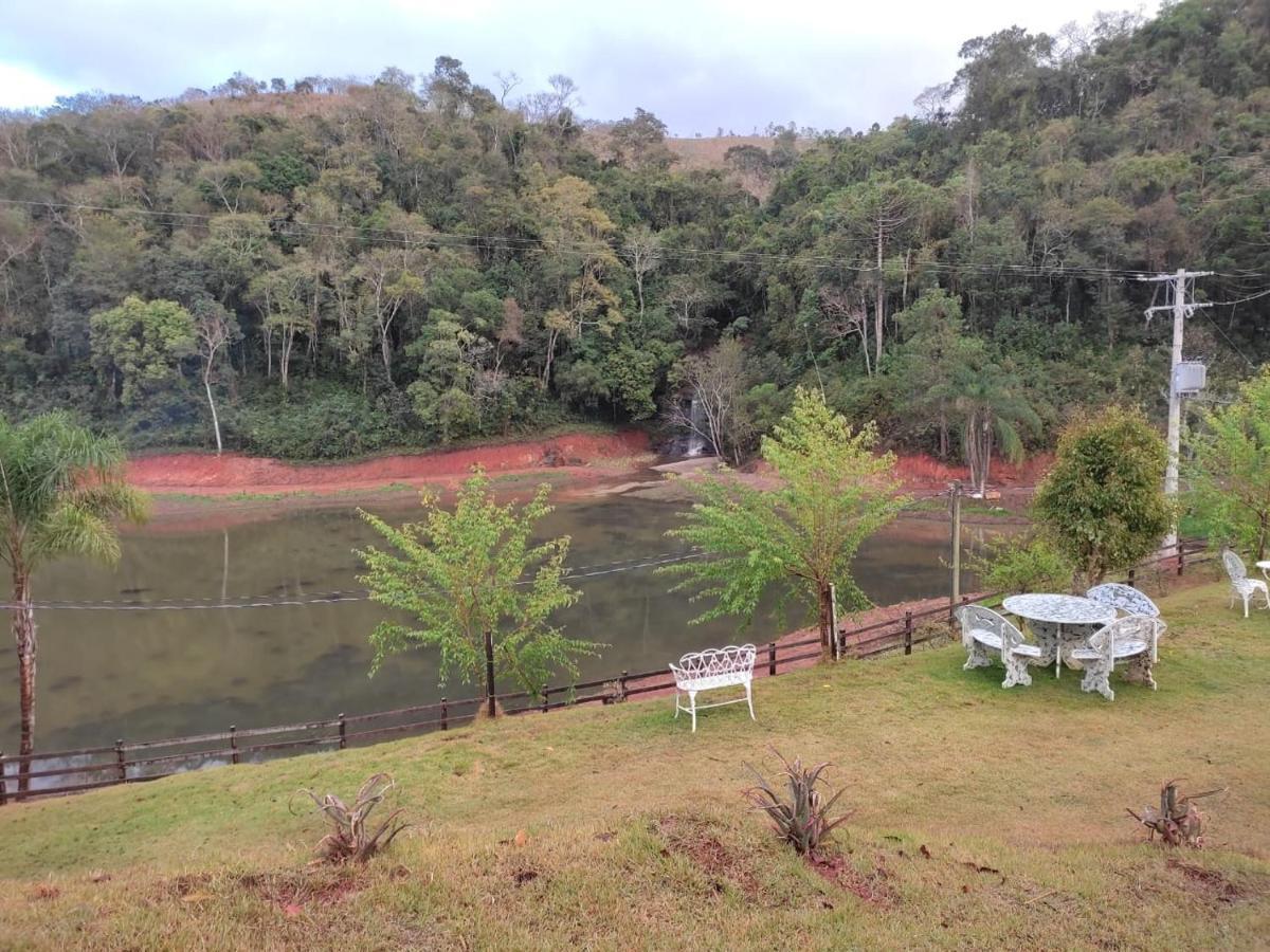 Pousada Estancia Shangri-La กุนญา ภายนอก รูปภาพ
